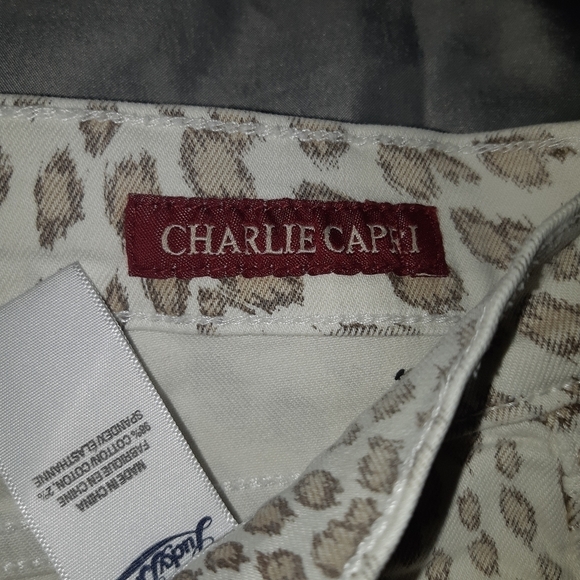 *HOST Pick* Lucky Brand Jeans B13 - Picture 2 of 7